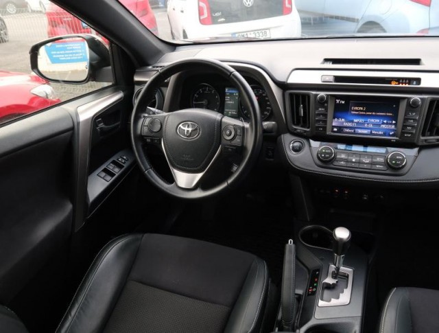 Toyota RAV 4  2.0 VVT-i Selection