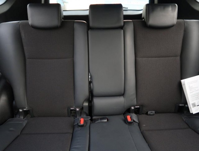 Toyota RAV 4  2.0 VVT-i Selection