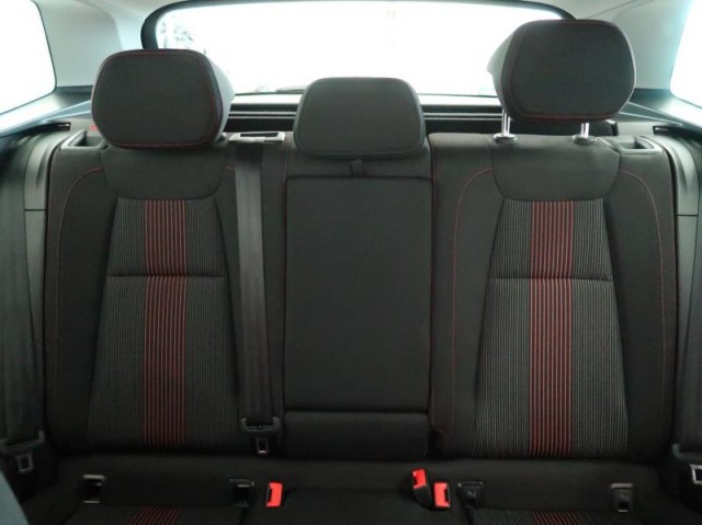 Škoda Karoq  2.0 TDI Ambition