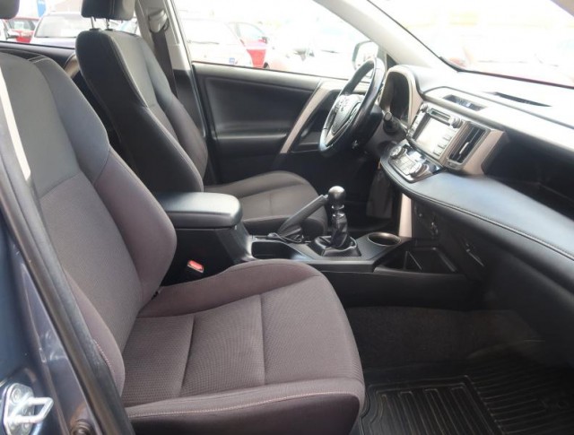 Toyota RAV 4  2.2 D-4D 