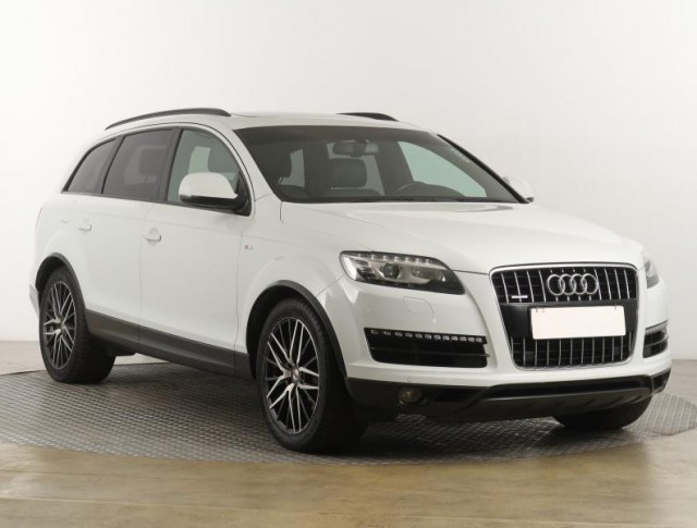 Audi Q7  4.2 TDI S-Line