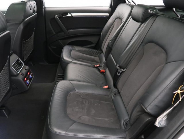 Audi Q7  4.2 TDI S-Line