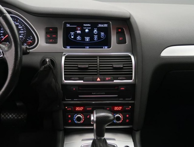 Audi Q7  4.2 TDI S-Line