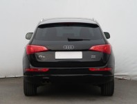 Audi Q5  2.0 TDI S line