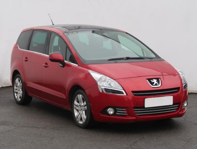 Peugeot 5008  1.6 HDi 