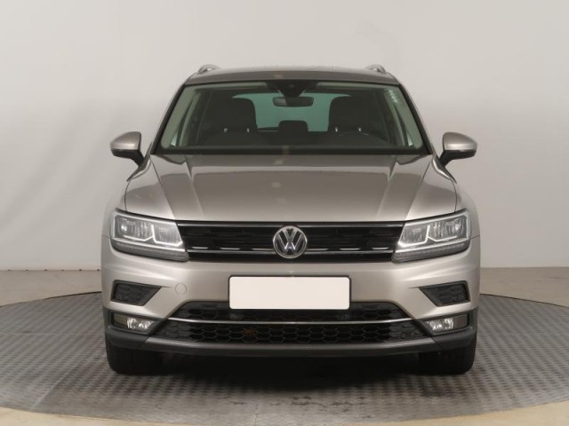 Volkswagen Tiguan  2.0 TSI Highline
