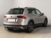 Volkswagen Tiguan  2.0 TSI Highline