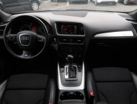 Audi Q5  2.0 TDI S line