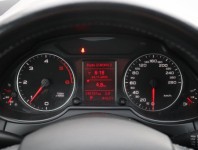 Audi Q5  2.0 TDI S line