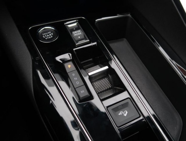 Peugeot 3008  1.2 PureTech Allure Pack