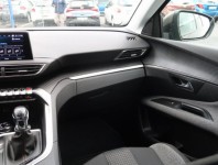 Peugeot 3008  1.2 PureTech 