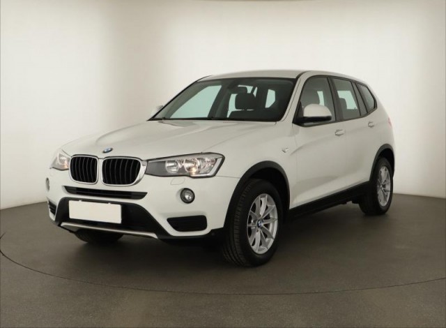 BMW X3  xDrive20i Selection