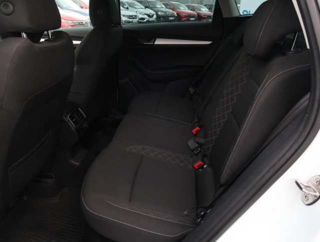 Škoda Karoq  1.5 TSI Ambition