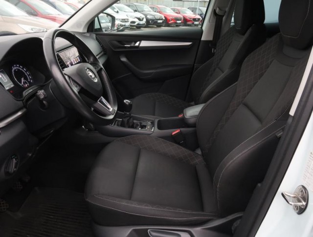 Škoda Karoq  1.5 TSI Ambition