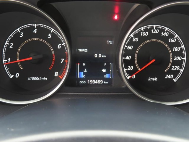 Mitsubishi Outlander  2.4 MIVEC 