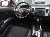 Mitsubishi Outlander  2.4 MIVEC 