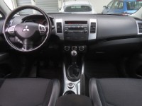 Mitsubishi Outlander  2.4 MIVEC 