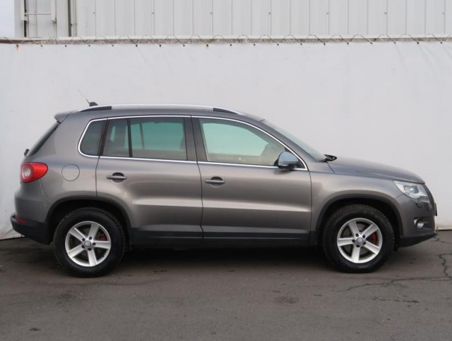 Volkswagen Tiguan  2.0 TDI Sport