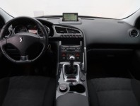 Peugeot 3008  1.6 HDi 