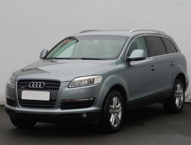 Audi Q7  3.0 TDI 