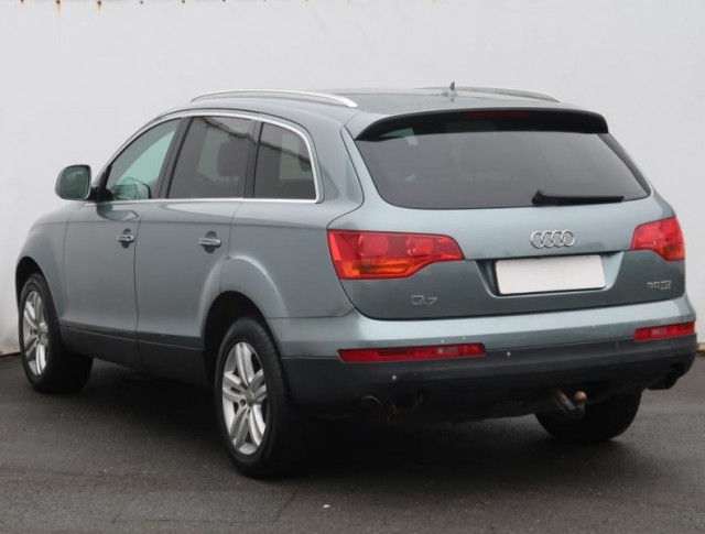 Audi Q7  3.0 TDI 