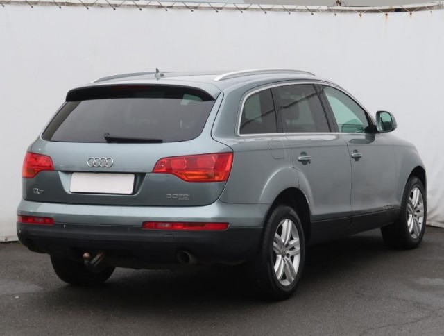 Audi Q7  3.0 TDI 
