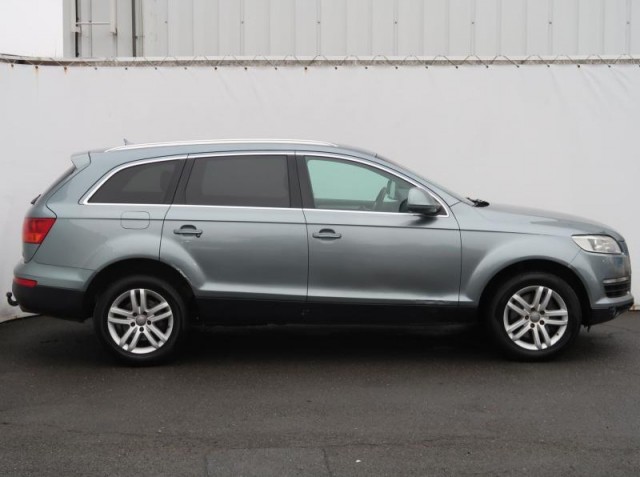 Audi Q7  3.0 TDI 