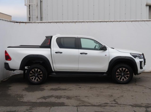 Toyota Hilux  2.8 D-4D 