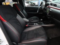 Toyota Hilux  2.8 D-4D 