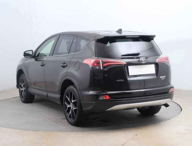 Toyota RAV 4  2.0 VVT-i 