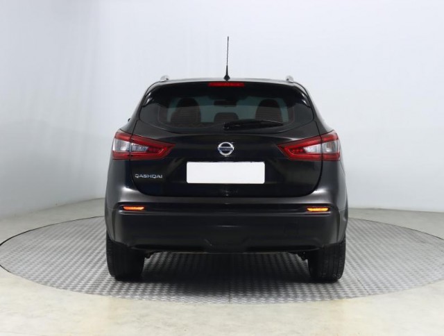 Nissan Qashqai  1.3 DIG-T 