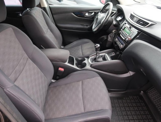 Nissan Qashqai  1.5 dCi 360