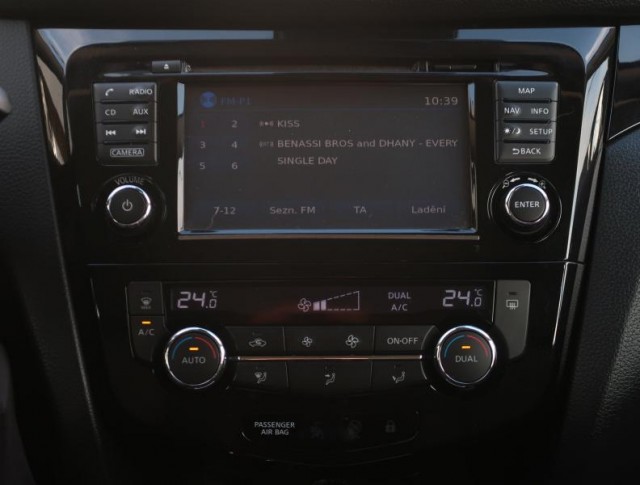 Nissan Qashqai  1.2 DIG-T 