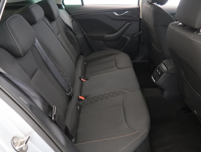 Škoda Kamiq  1.0 TSI 