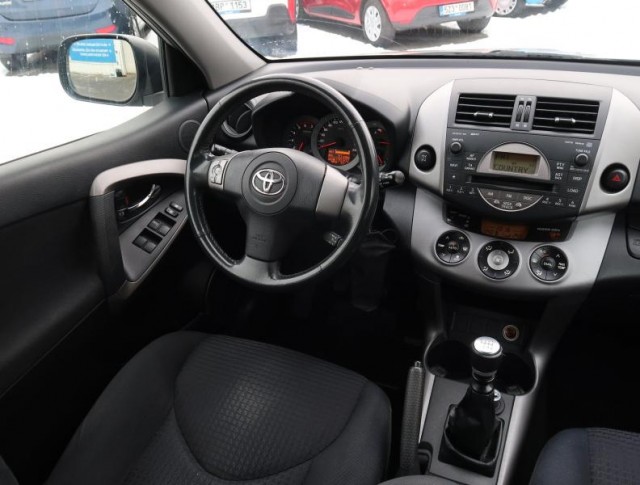 Toyota RAV 4  2.2 D-CAT 