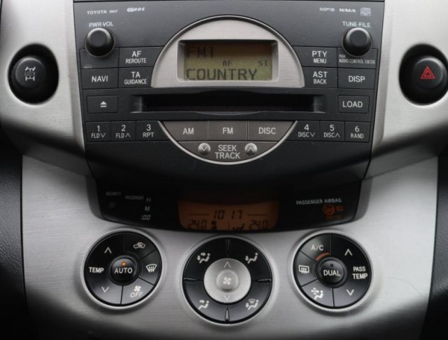 Toyota RAV 4  2.2 D-CAT 