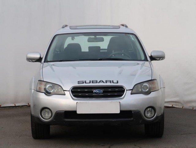 Subaru Outback  2.5 i 
