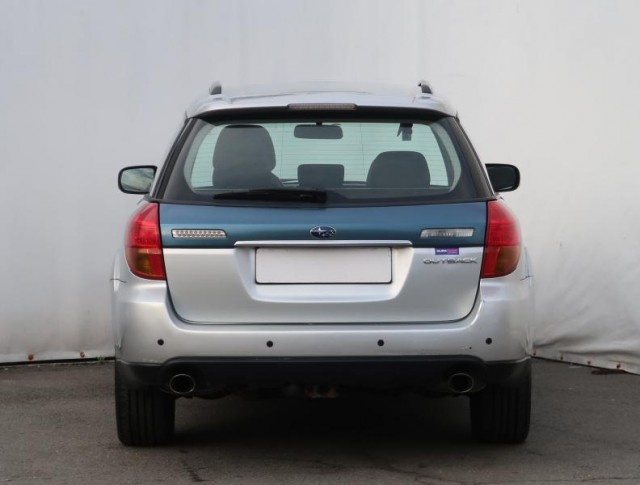 Subaru Outback  2.5 i 