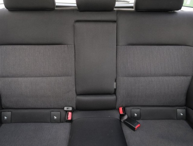 Subaru Outback  2.5 i 