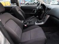 Subaru Outback  2.5 i 