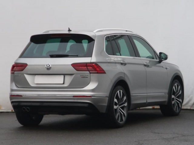 Volkswagen Tiguan  2.0 TDI R-Line