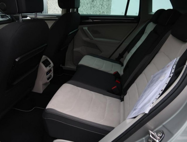 Volkswagen Tiguan  2.0 TDI R-Line