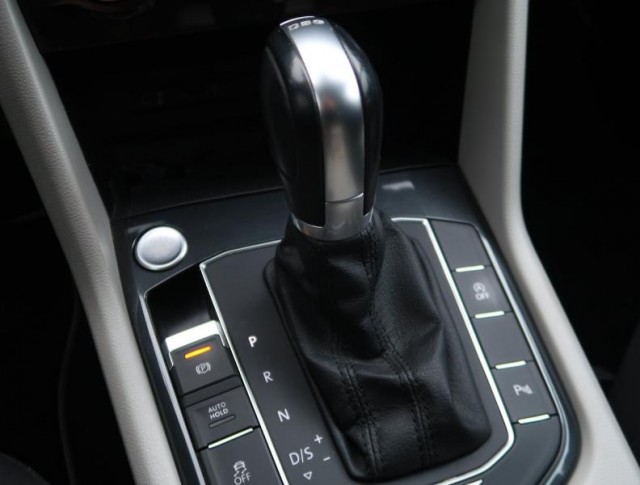 Volkswagen Tiguan  2.0 TDI R-Line