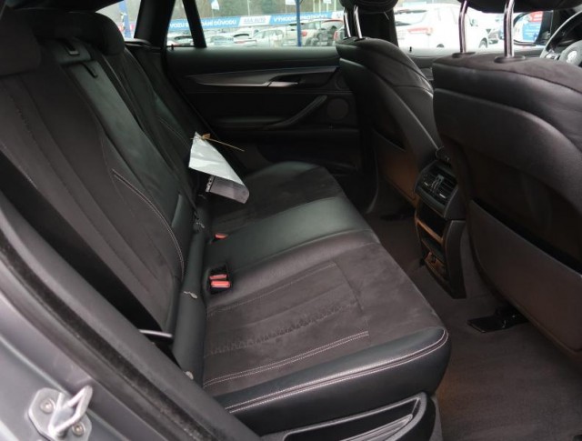 BMW X6  xDrive40d M Paket