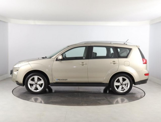 Peugeot 4007  2.2 HDI 
