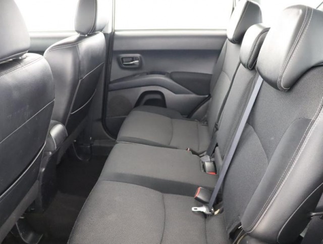 Peugeot 4007  2.2 HDI 