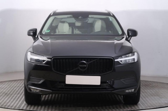 Volvo XC60  T5 AWD Momentum