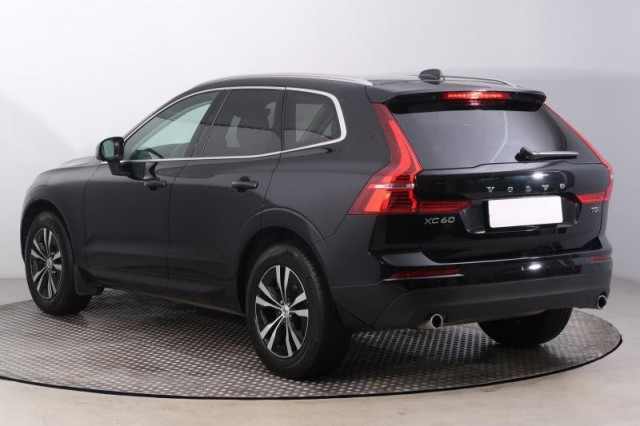 Volvo XC60  T5 AWD Momentum