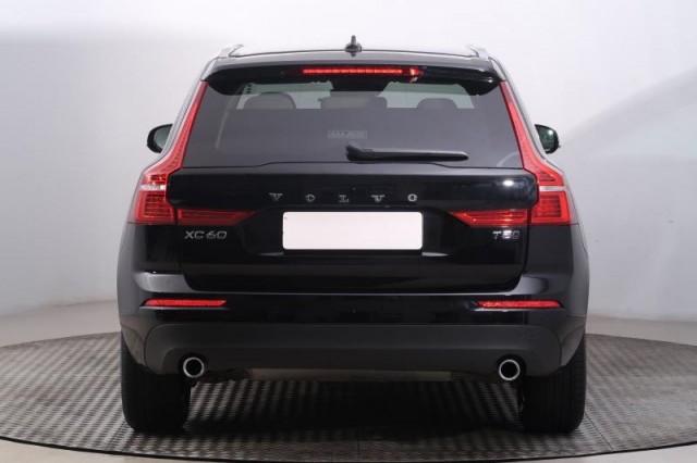 Volvo XC60  T5 AWD Momentum