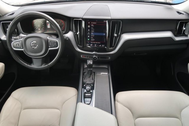 Volvo XC60  T5 AWD Momentum
